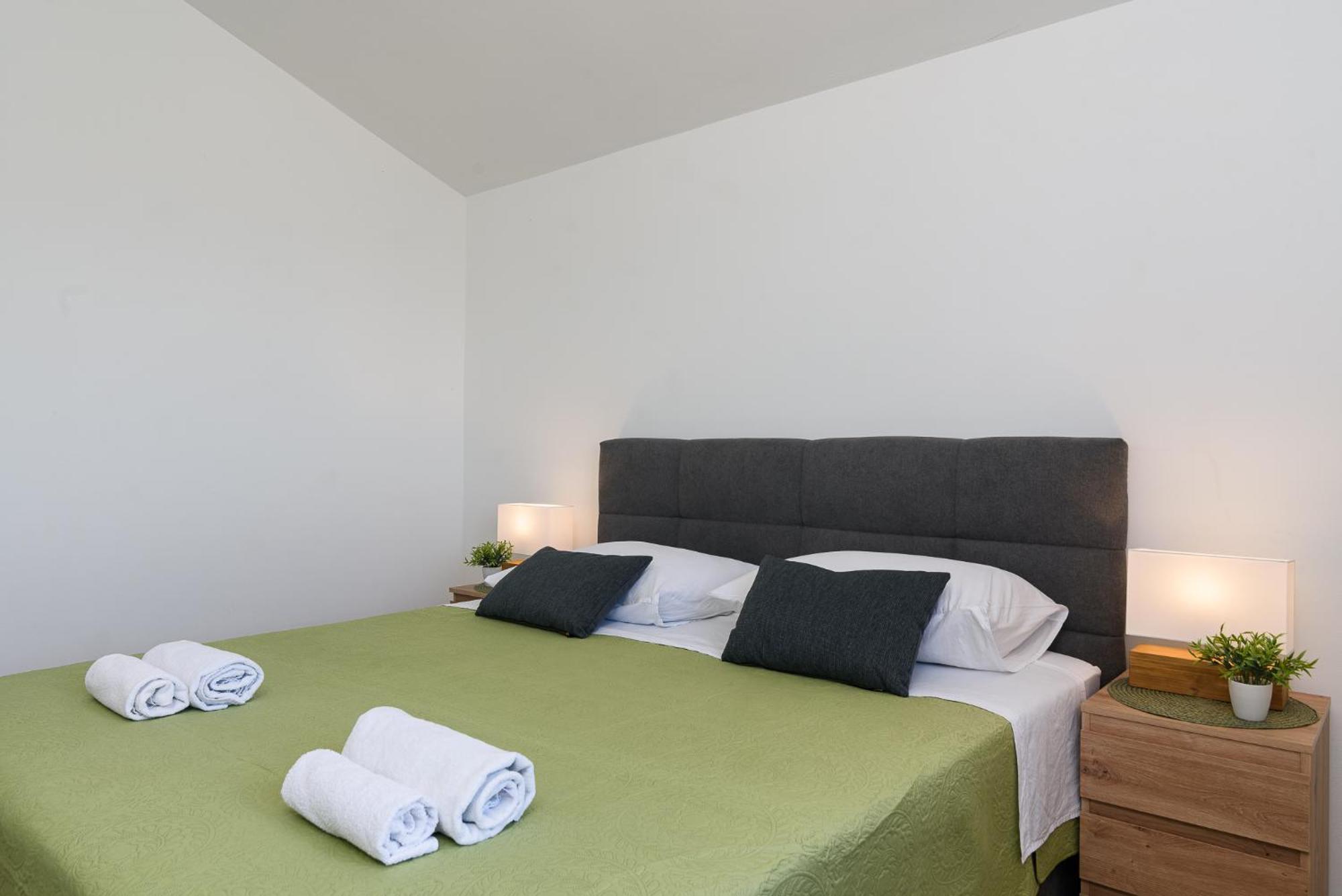 Apartments Eva Trogir Exterior foto