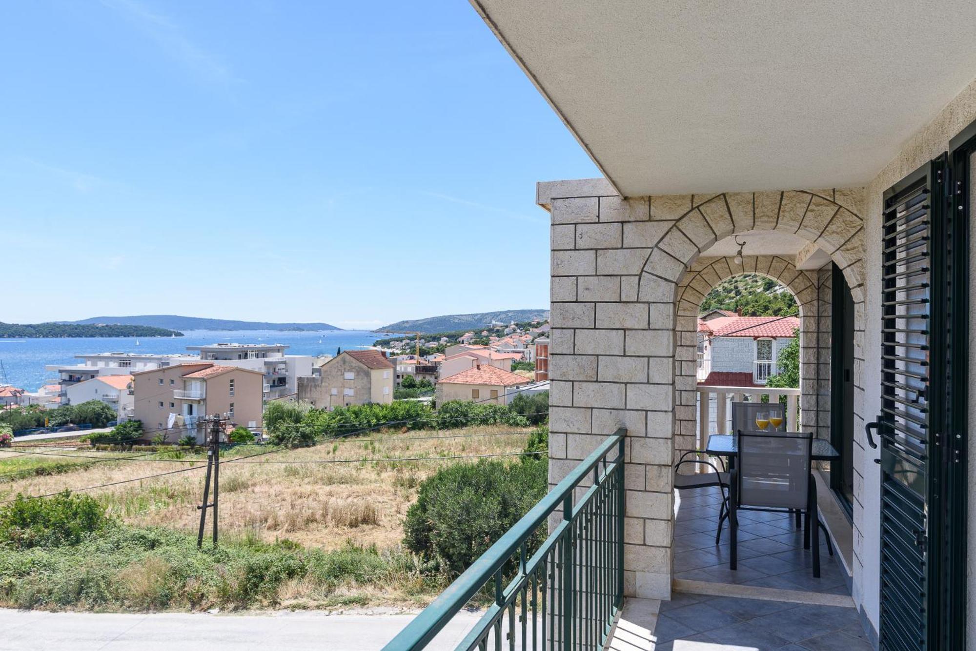 Apartments Eva Trogir Exterior foto