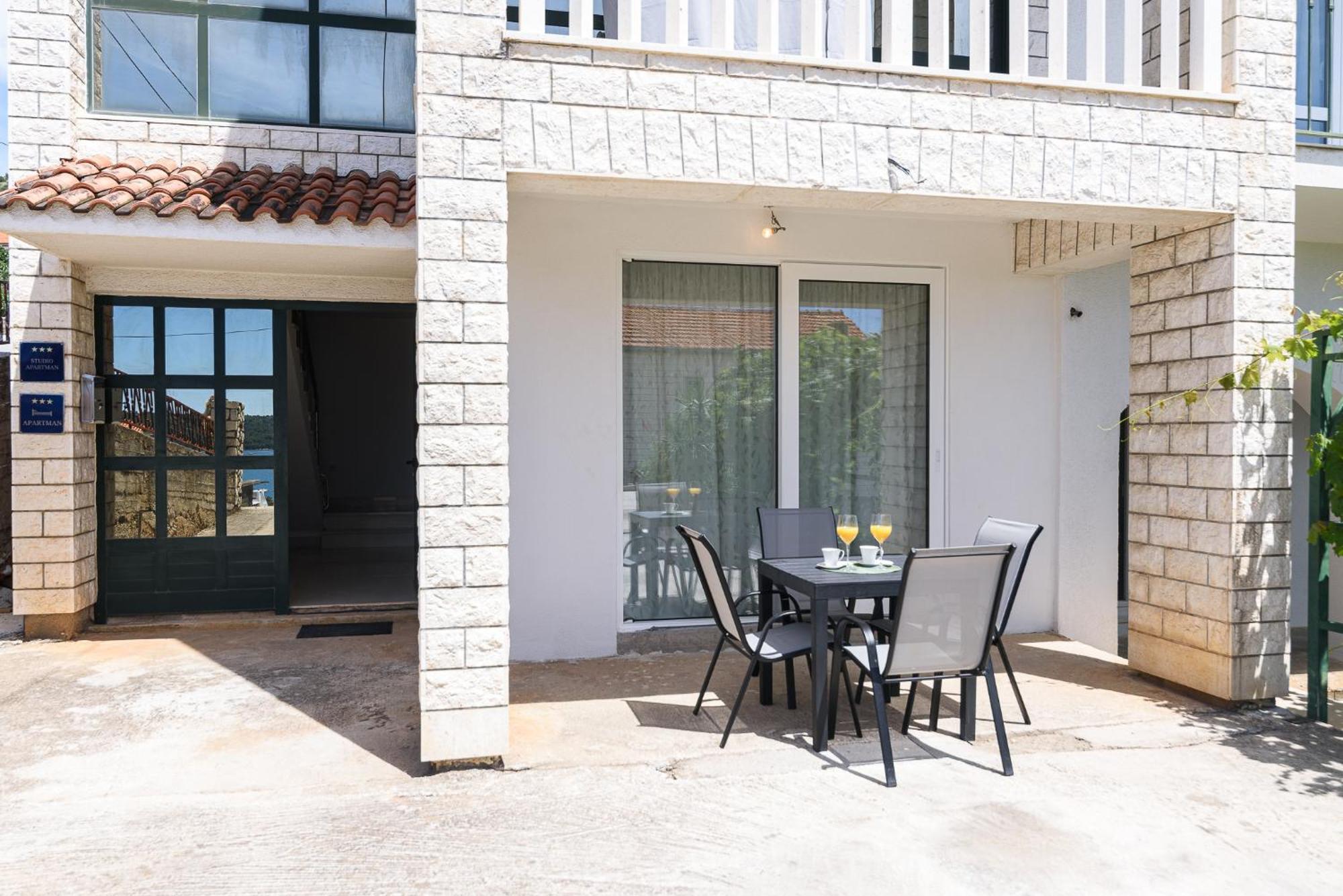 Apartments Eva Trogir Exterior foto