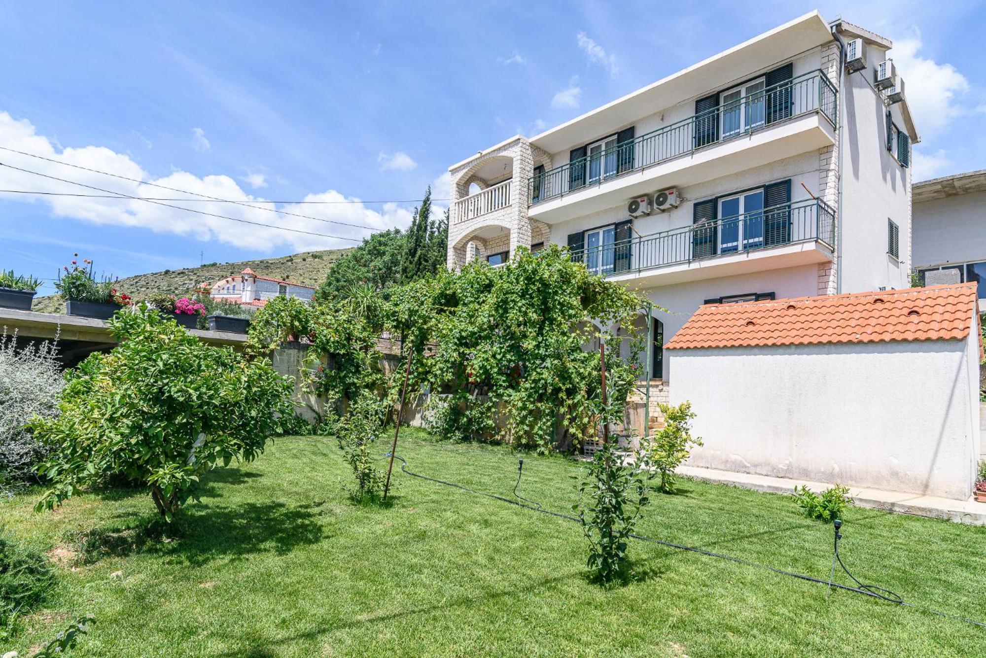 Apartments Eva Trogir Exterior foto